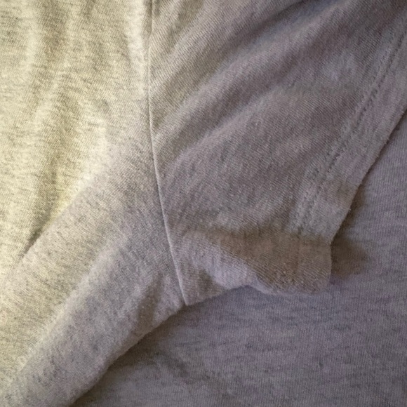 PINK Victoria's Secret Heather Gray Tee Size XL - Picture 4 of 4